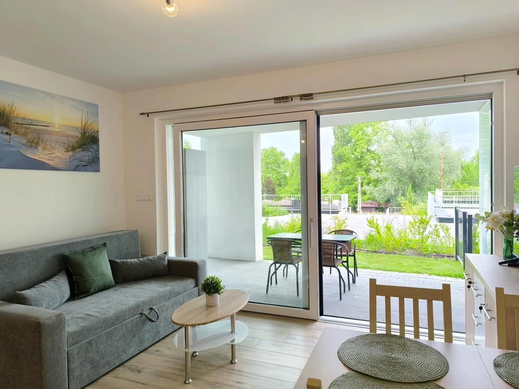 Helikon Terrace Susanne Apartment 凯斯特海伊 外观 照片