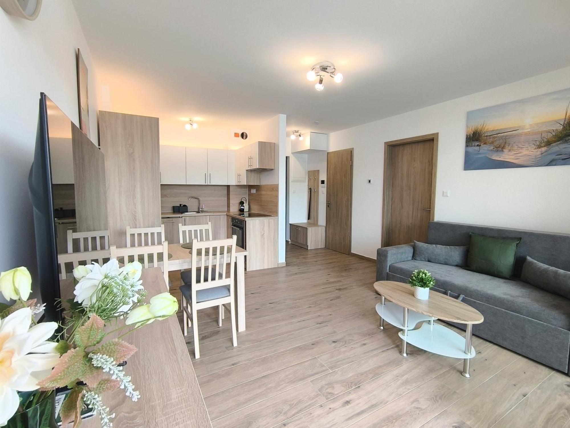 Helikon Terrace Susanne Apartment 凯斯特海伊 外观 照片