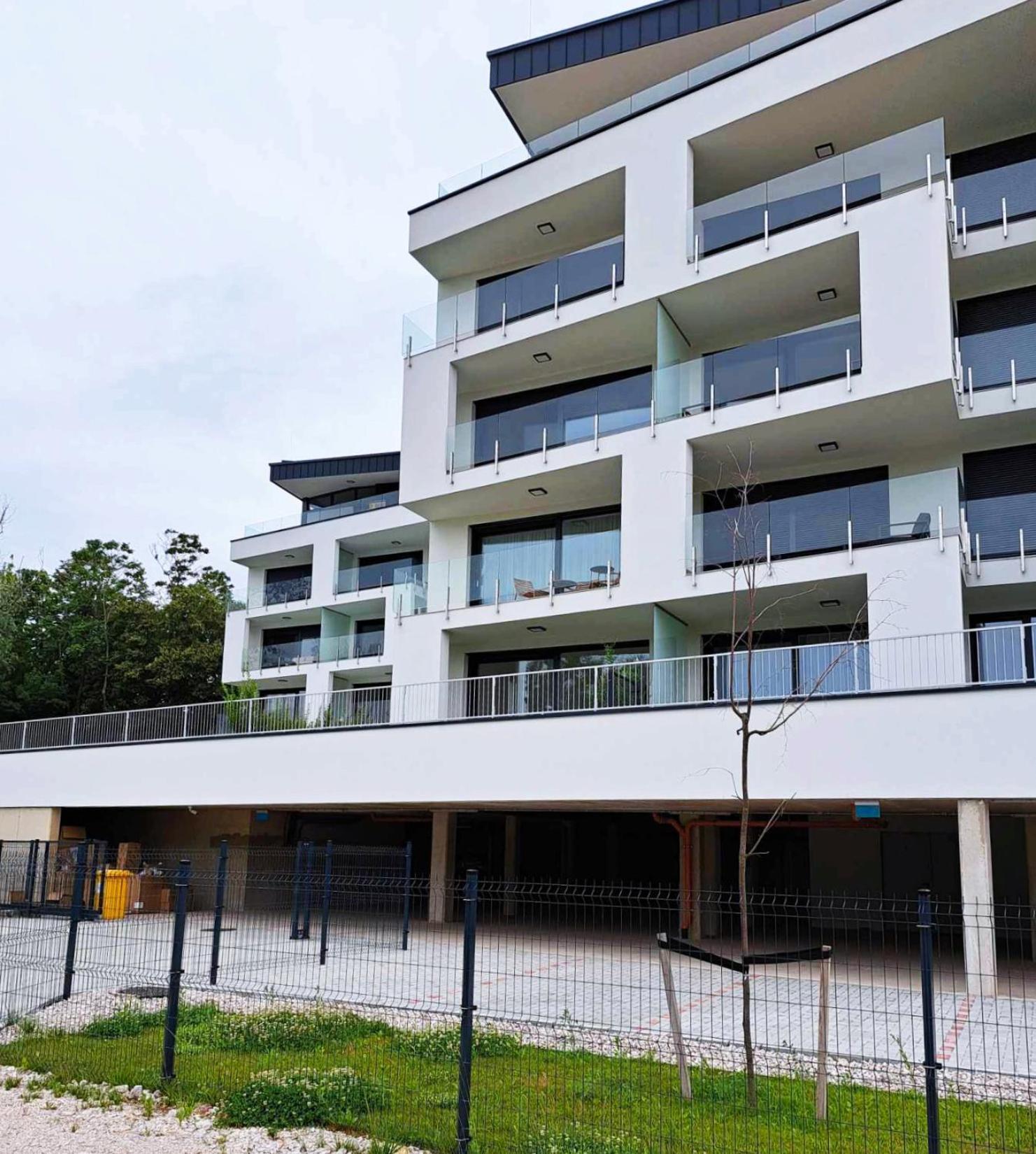 Helikon Terrace Susanne Apartment 凯斯特海伊 外观 照片